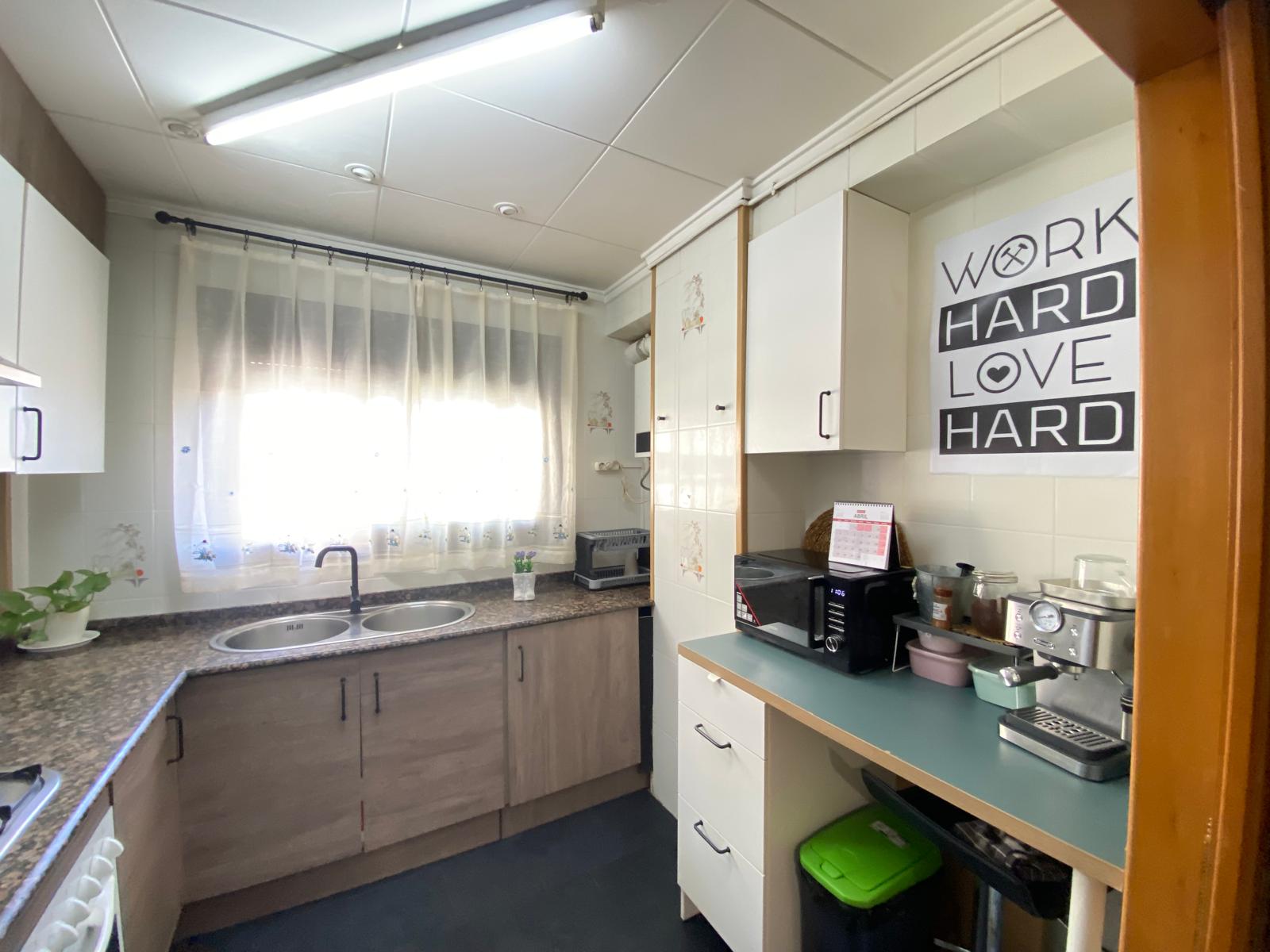 Property 2484 - Image 13